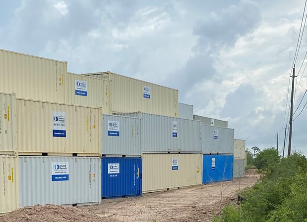 Images United Rentals - Storage Containers and Mobile Offices