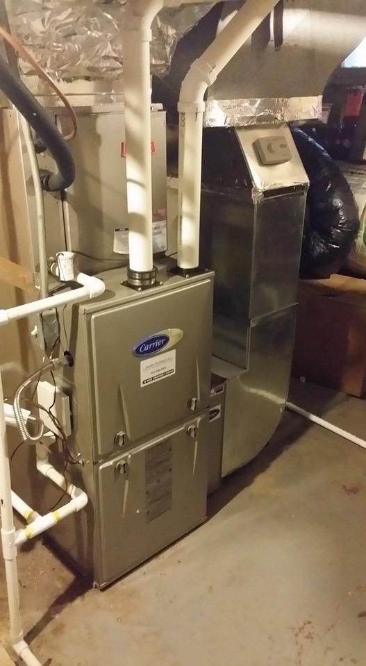 96.2 % efficient Carrier 2 stage performance furnace integrated with existing heat pump, dual fuel handled by edge thermostat, and 17 gal. Humidifier 
Very efficient set up