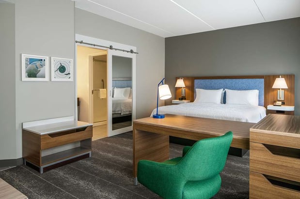 Images Hampton Inn & Suites Raleigh Midtown