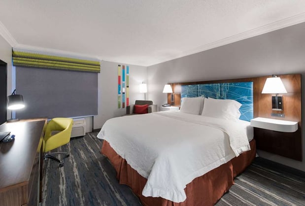 Images Hampton Inn & Suites Chicago/Hoffman Estates