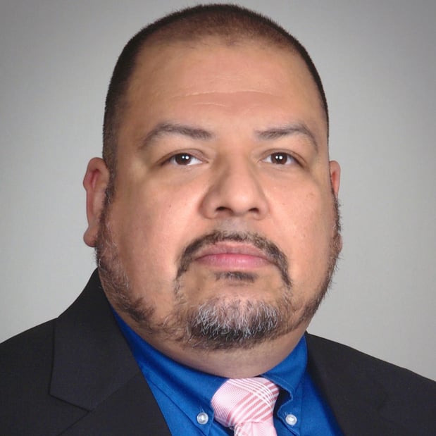 Images Edward Jones - Financial Advisor: Clemente Palacios, AAMS®|CRPC™