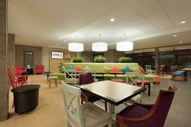 Images Home2 Suites by Hilton Milwaukee Airport