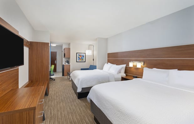 Images Holiday Inn Express & Suites Birmingham - Inverness 280 by IHG
