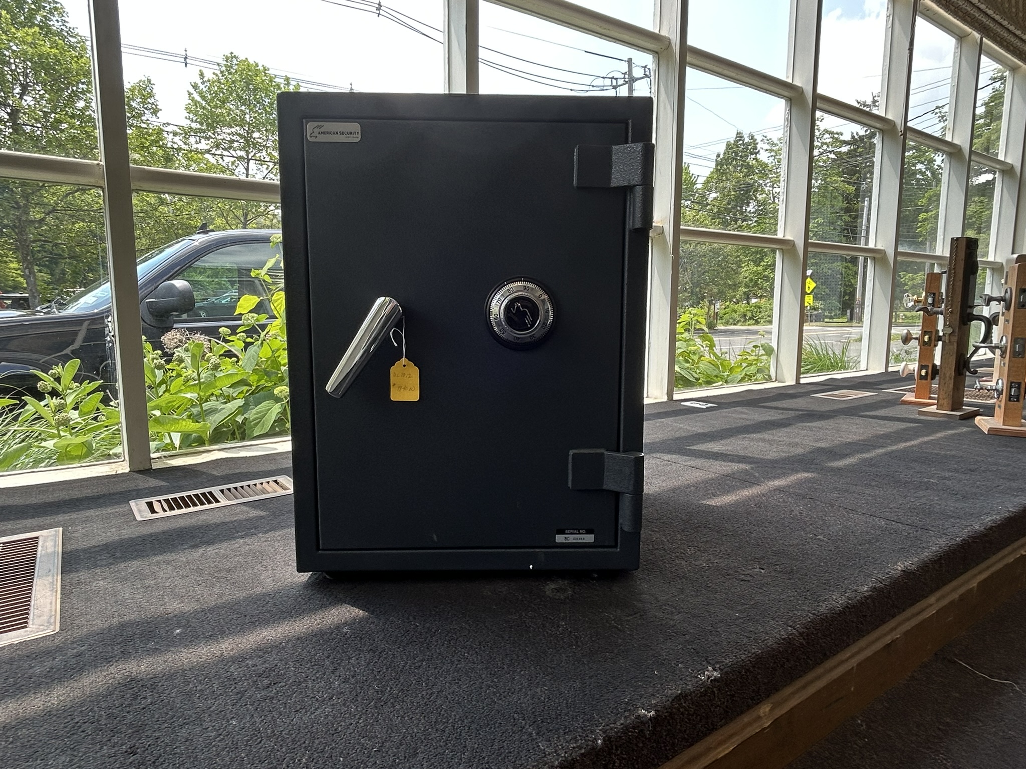 Chet's Lock Shop Image