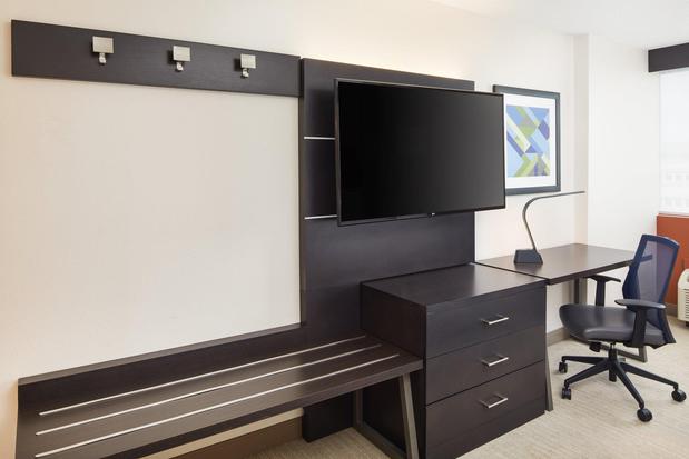 Images Holiday Inn Express Richmond - Midtown by IHG