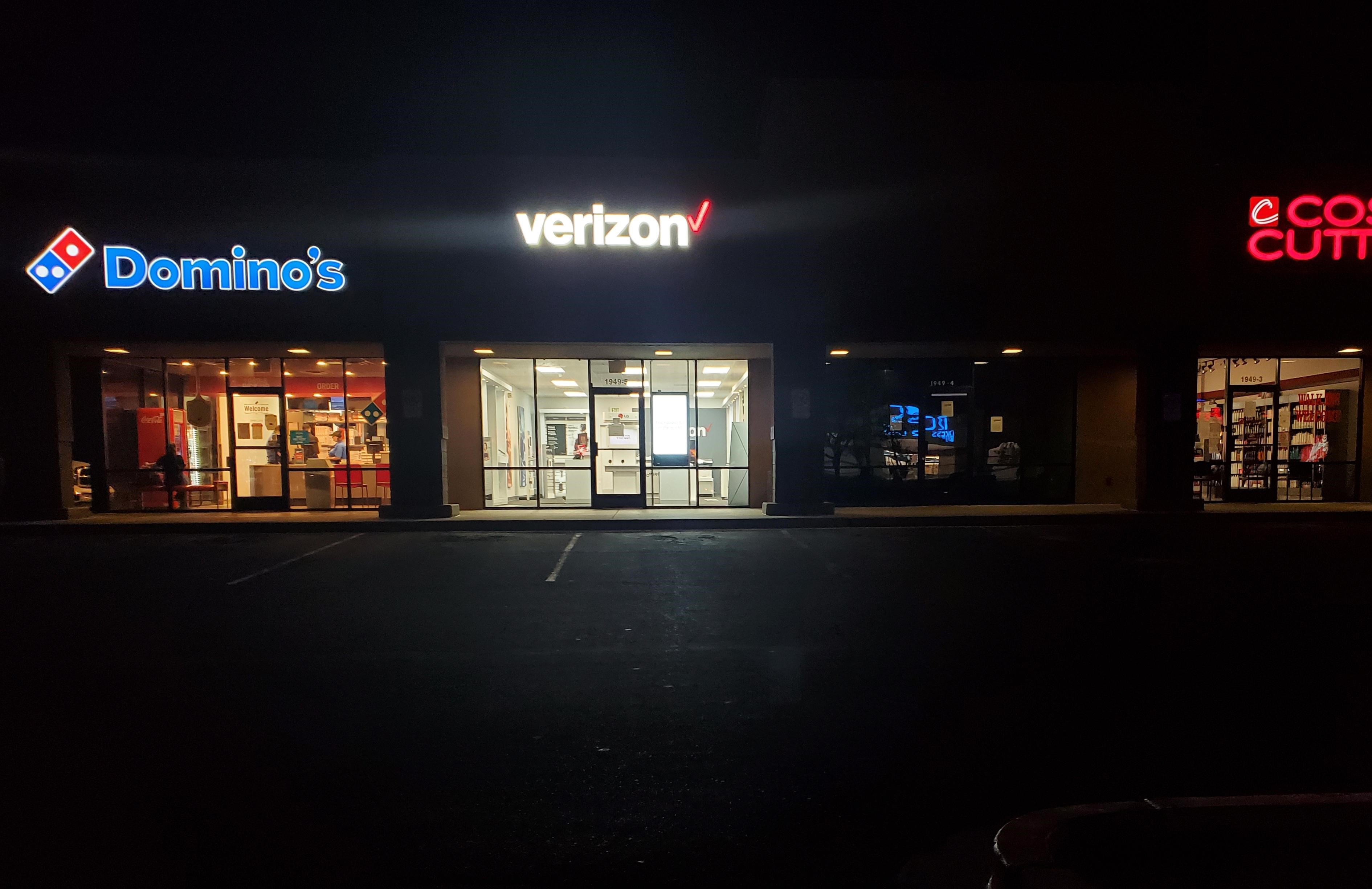 Verizon Authorized Retailer – GoWireless Photo