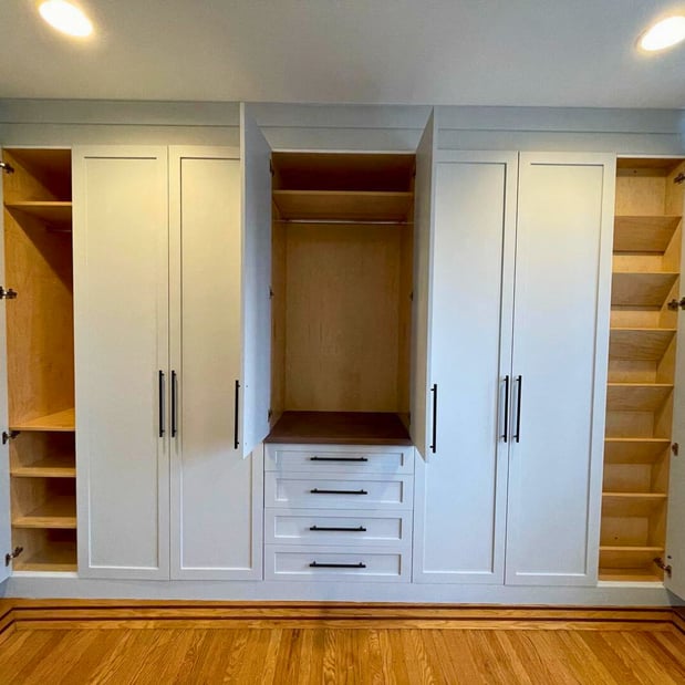 Images Legacy Wardrobes and Closets