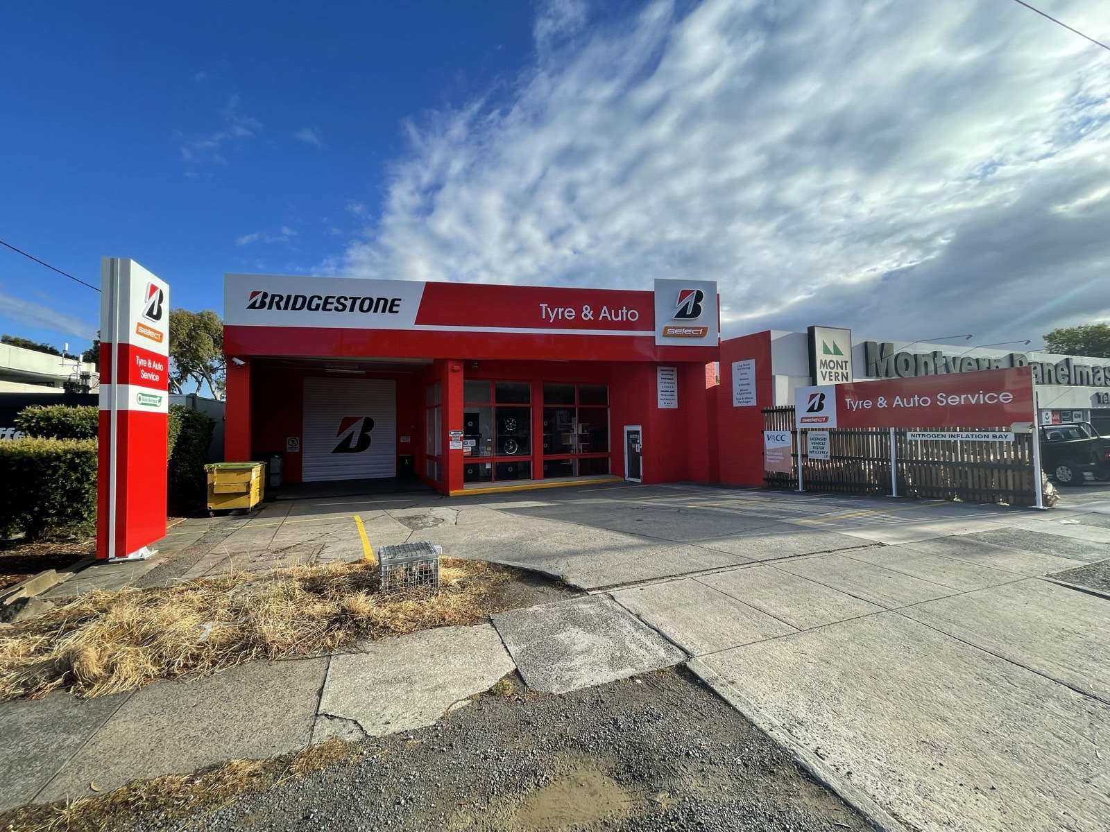 Images Bridgestone Select Tyre & Auto Vermont