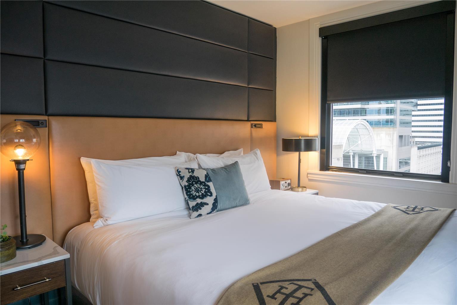 Hotel Theodore Seattle Downtown, Tapestry by Hilton