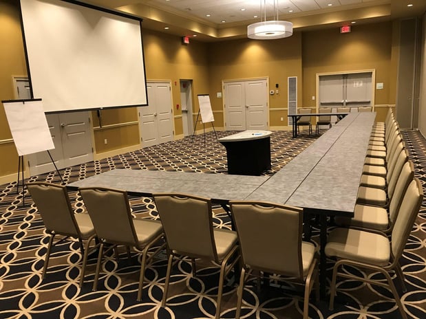 Images Holiday Inn & Suites East Peoria by IHG