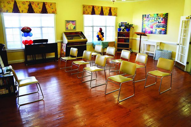 Images Spring Arbor of Greenville