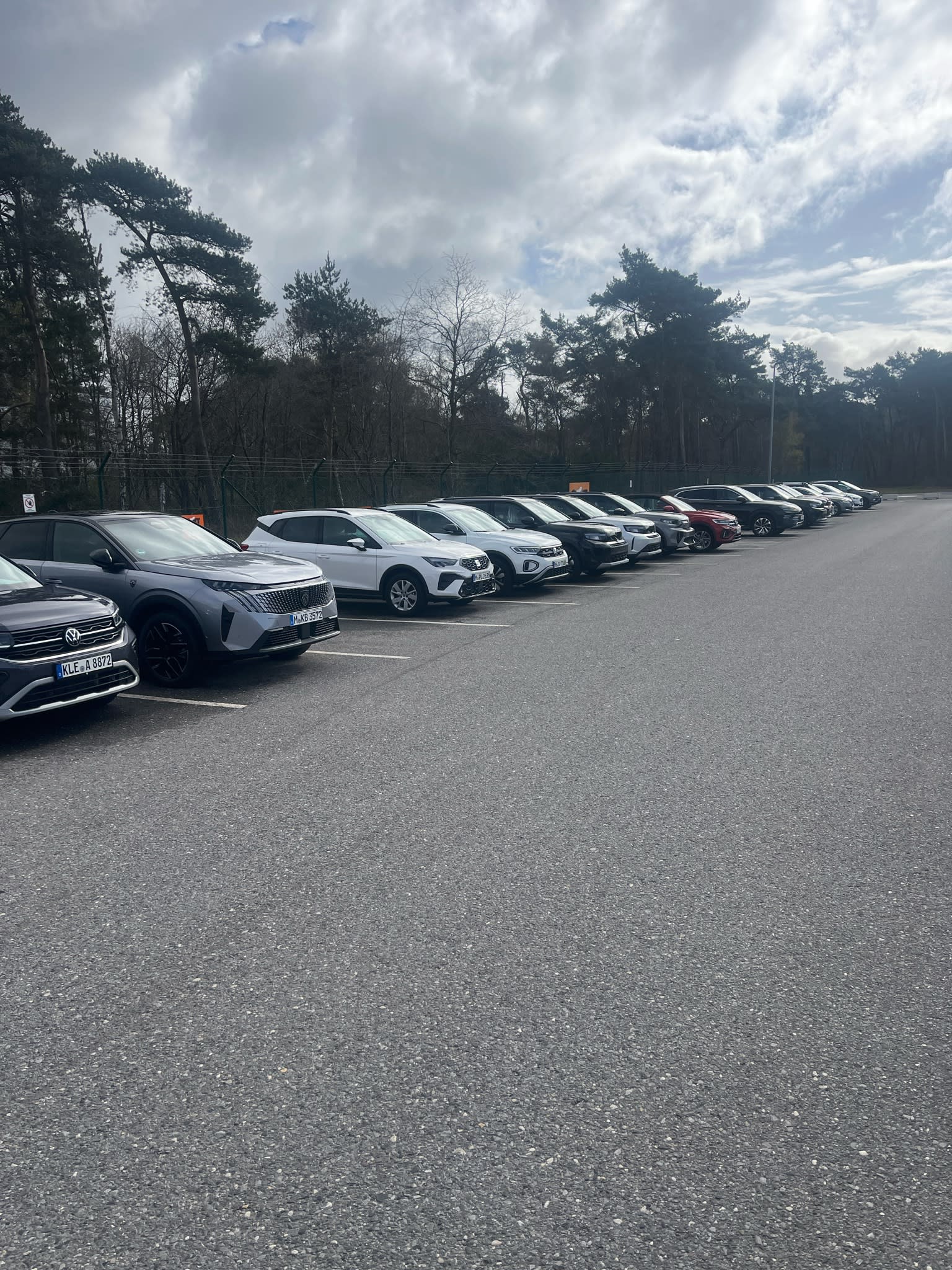 SIXT Autovermietung Weeze/Niederrhein Flughafen, Flughafen-Ring 1 in Weeze