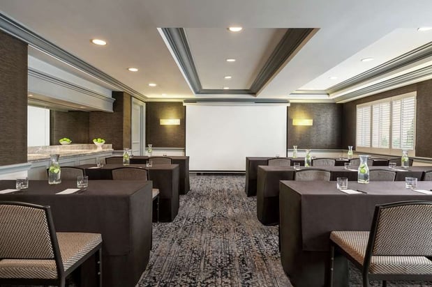 Images Hilton Checkers Los Angeles