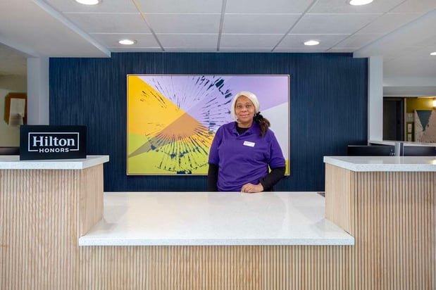 Images Spark by Hilton Rochester University Area