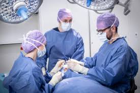 Bilder FIRST SIGHT Augenarzt Dr. med. Stefan Langenegger