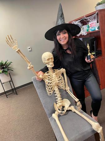 Images Elizabeth Cardenas - State Farm Insurance Agent