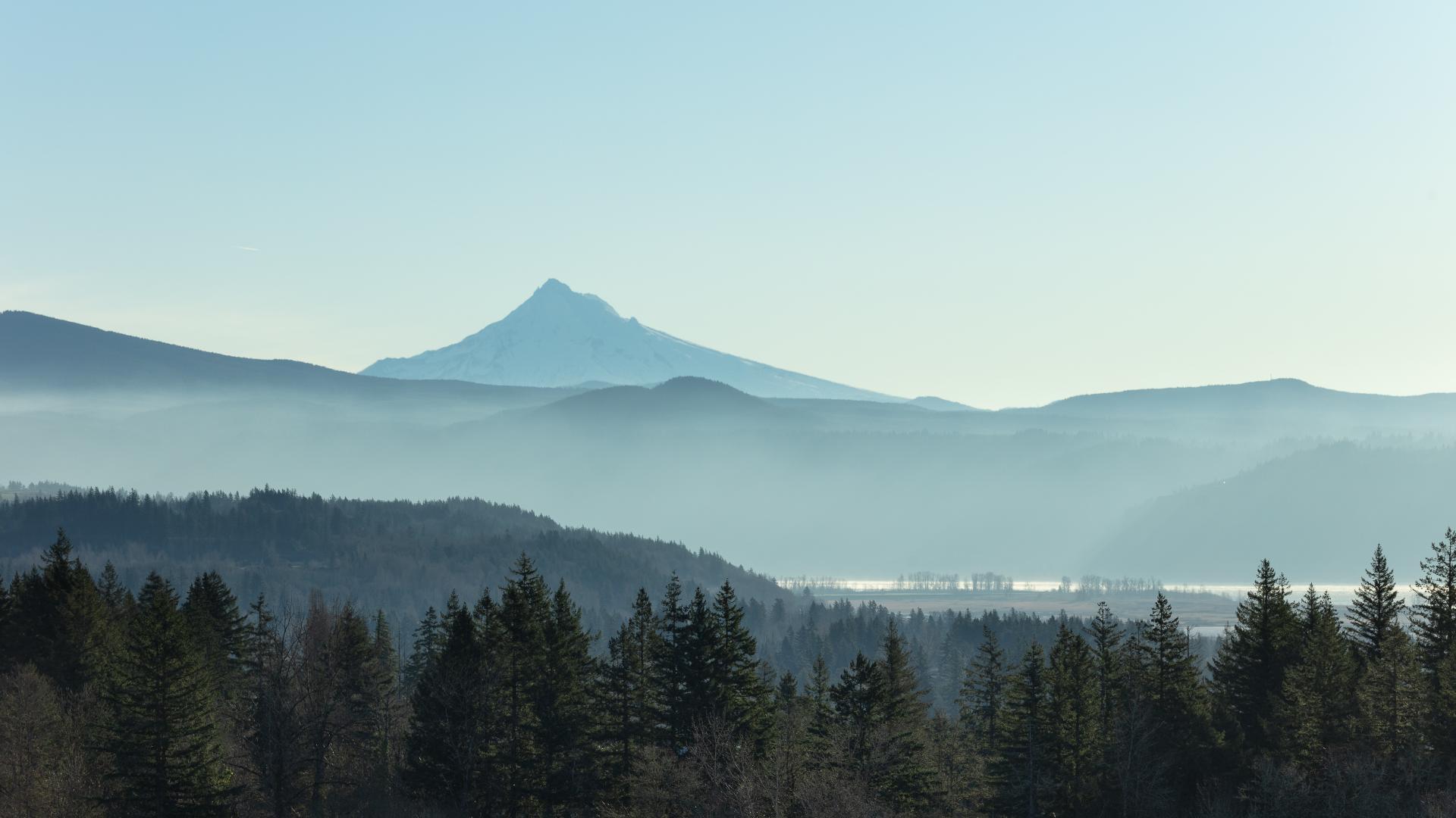 Gorgeous views of the Columbia River and Mt. Hood define a lifestyle framed by exceptional natural beauty
