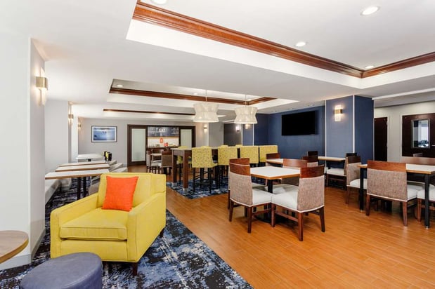Images Hampton Inn Titusville/I-95 Kennedy Space Center