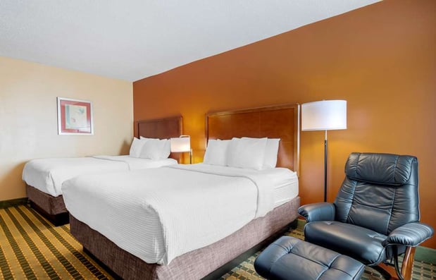 Images Best Western Plus Inn at Valley View