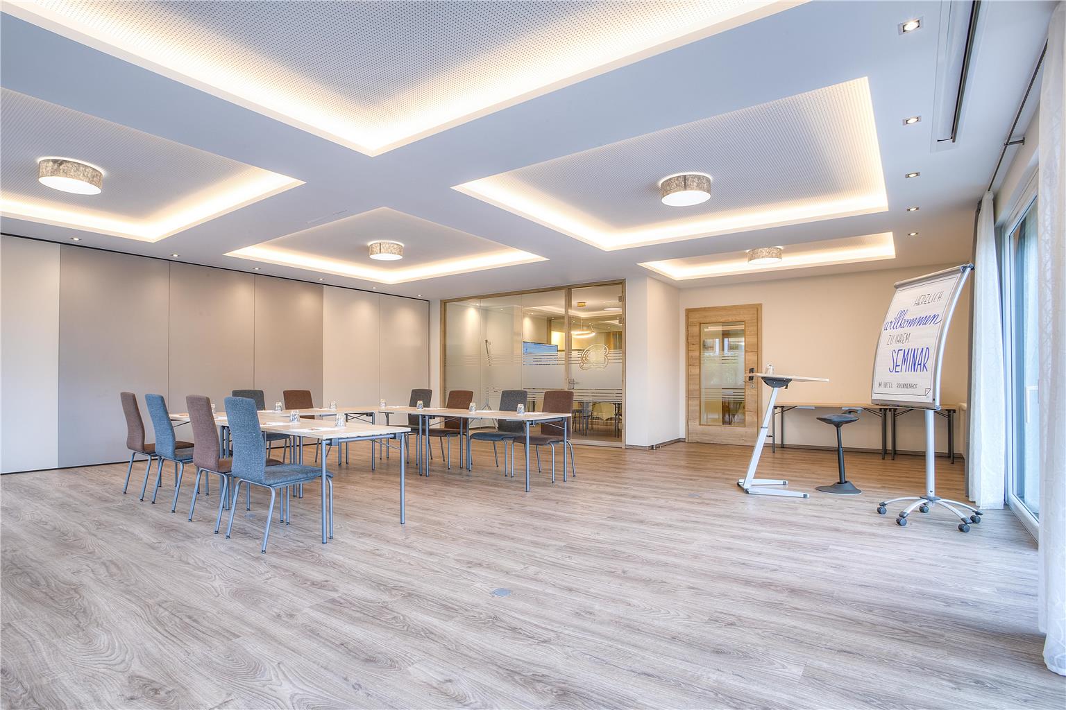 Best Western Hotel Brunnenhof, Hauptstrasse 231 in Weibersbrunn