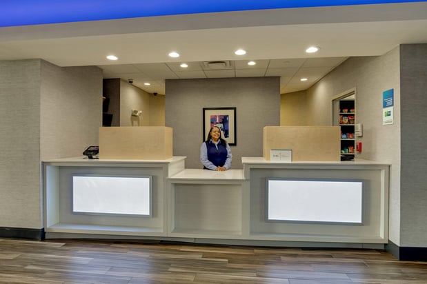 Images Holiday Inn Express & Suites Nashville-Opryland by IHG