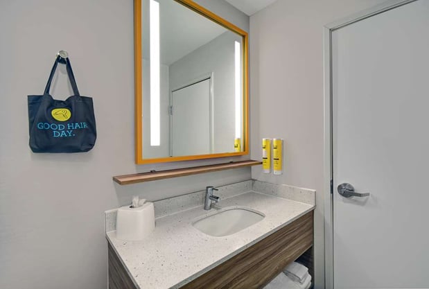 Images Tru by Hilton Gaylord