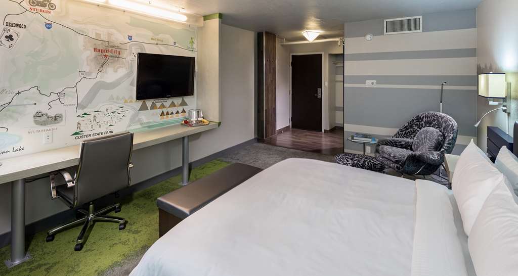Presidents/EcoPlatinum One King Guest Room The Rushmore Hotel & Suites, BW Premier Collection Rapid City (605)348-8300