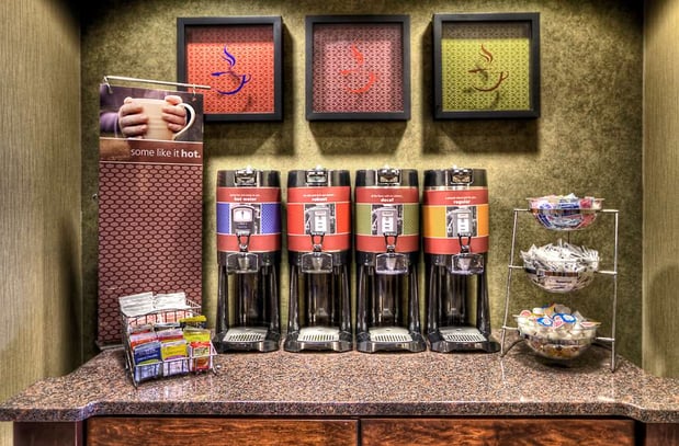 Images Hampton Inn & Suites Kalamazoo-Oshtemo
