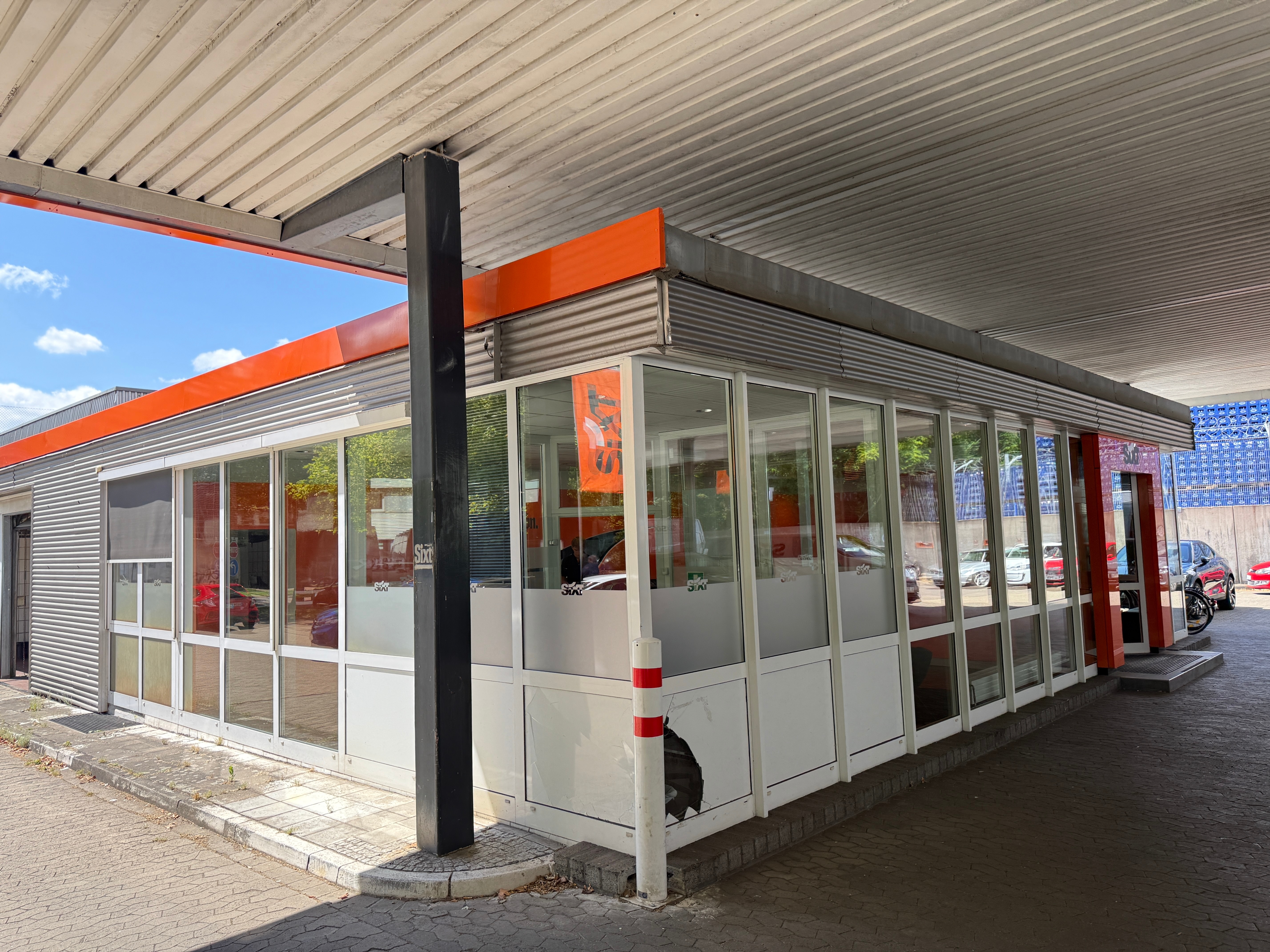 SIXT Autovermietung Braunschweig Süd, Berliner Platz 1B in Braunschweig