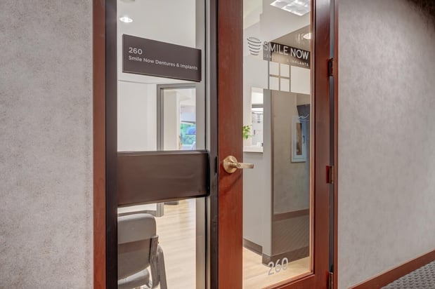 Images Smile Now Milwaukee Dentures and Implants