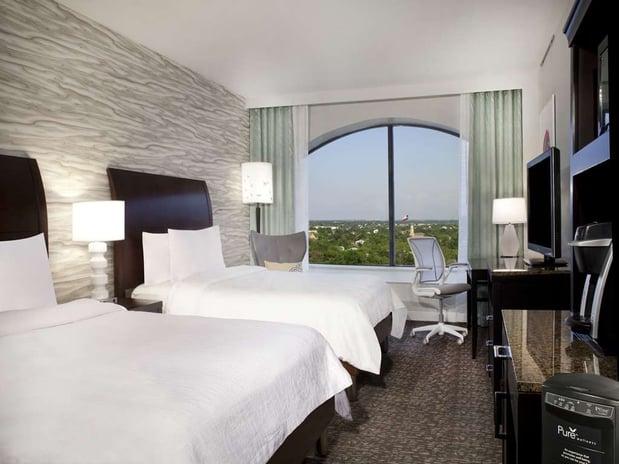 Images Hilton Garden Inn Austin Downtown