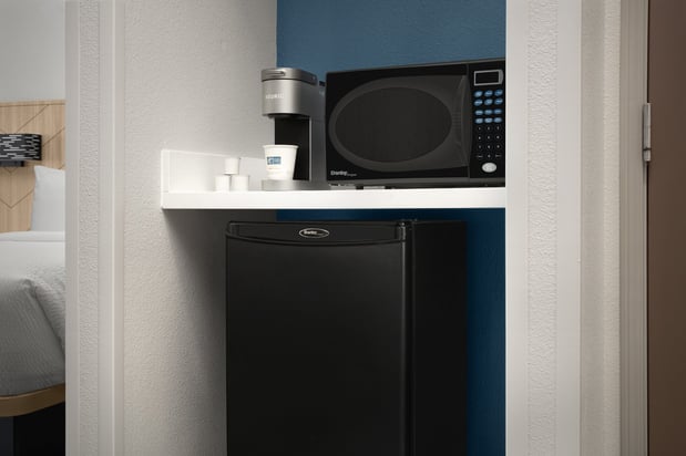 Images Holiday Inn Express & Suites DFW West - Hurst by IHG