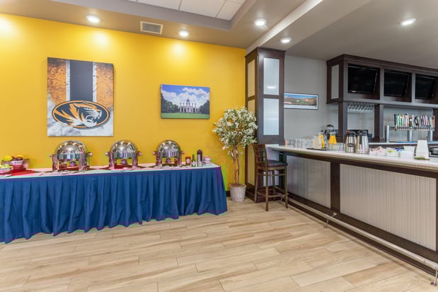 Images Holiday Inn & Suites Jefferson City by IHG