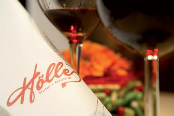 Hotel u Gasthof Hölle, Dr.-Adolf-Altmann-Straße 2 in Salzburg