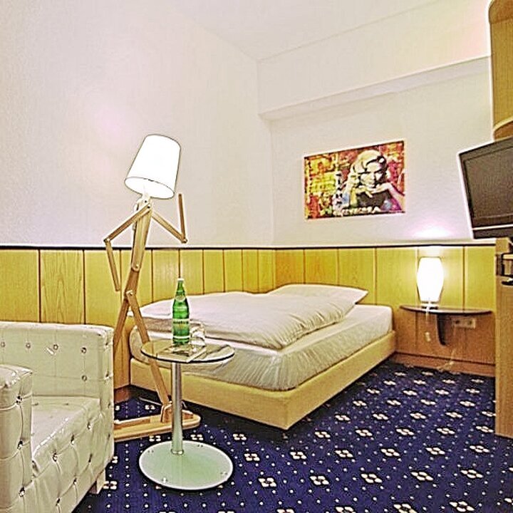 Retro-Art-Hotel Lünen, Dortmunder Straße 10 in Lünen