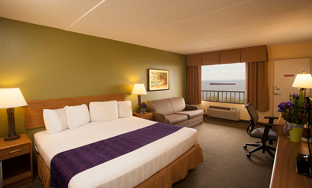 Images Edgewater Hotel and Waterpark