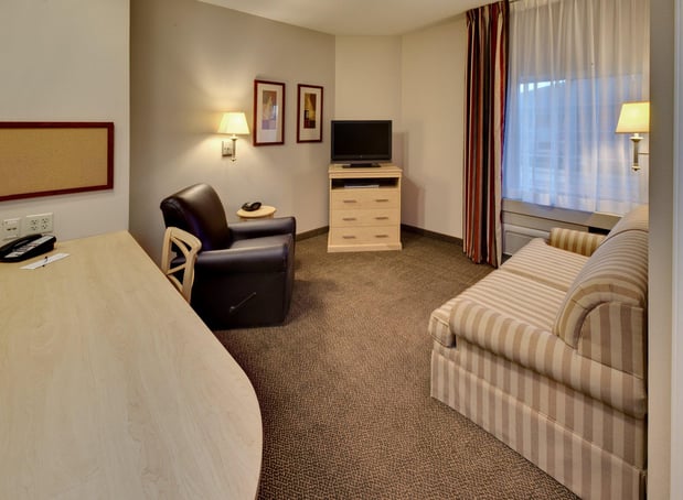 Images Candlewood Suites Peoria at Grand Prairie by IHG