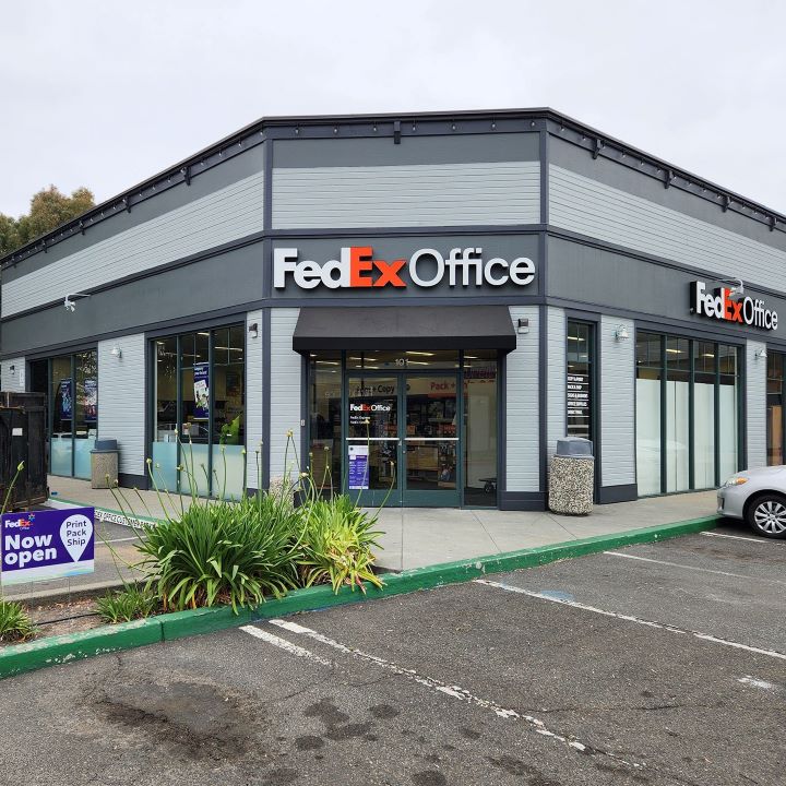 Exterior photo of FedEx Office location at 905 E Washington St\t Print quickly and easily in the self-service area at the FedEx Office location 905 E Washington St from email, USB, or the cloud\t FedEx Office Print & Go near 905 E Washington St\t Shipping boxes and packing services available at FedEx Office 905 E Washington St\t Get banners, signs, posters and prints at FedEx Office 905 E Washington St\t Full service printing and packing at FedEx Office 905 E Washington St\t Drop off FedEx packages near 905 E Washington St\t FedEx shipping near 905 E Washington St