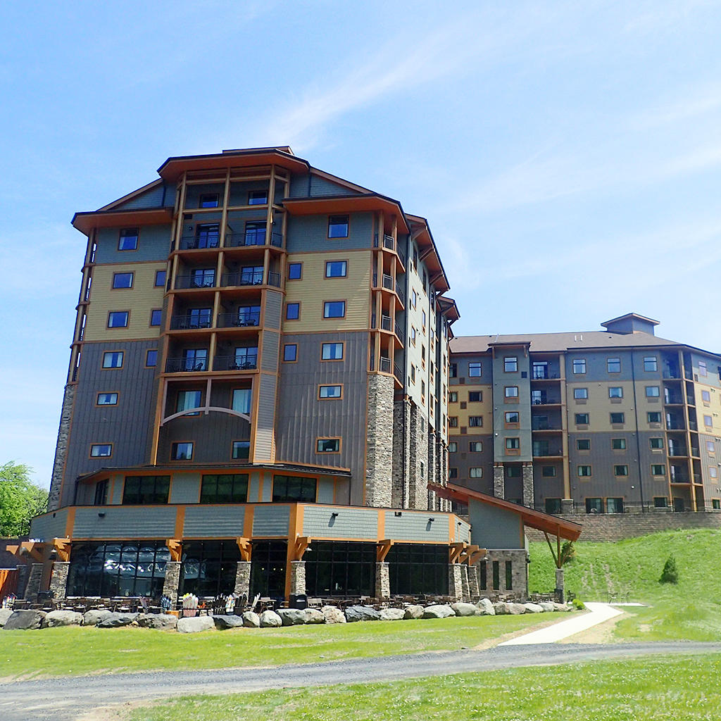 Camelback Lodge & Indoor Waterpark Photo