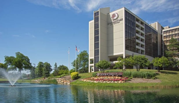 Images DoubleTree by Hilton Hotel Chicago - Oak Brook