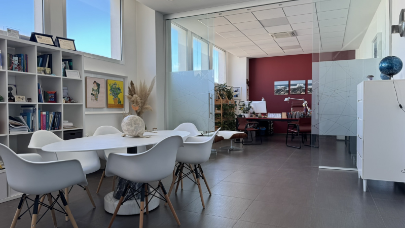 Images Giulio Pisani Business Consultant