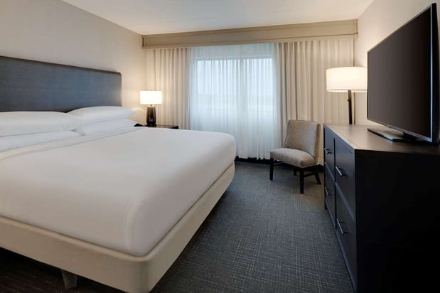 Images Embassy Suites by Hilton Detroit Troy Auburn Hills