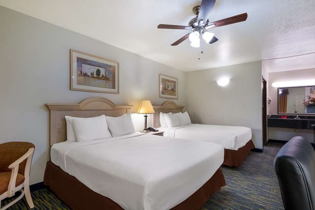 Images SureStay by Best Western Falfurrias