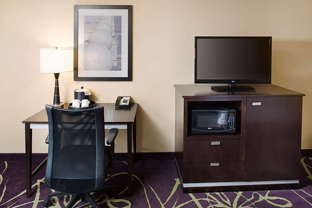 Images Hampton Inn & Suites Lansing West