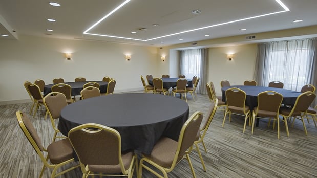 Images Holiday Inn Irving - Las Colinas by IHG