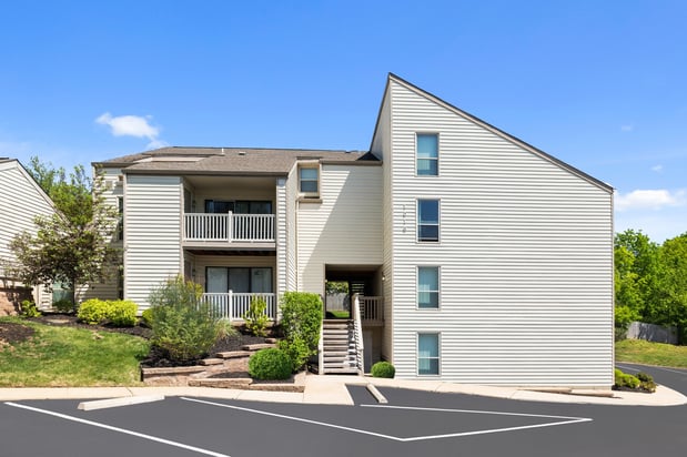 Images Pebble Point Apartments