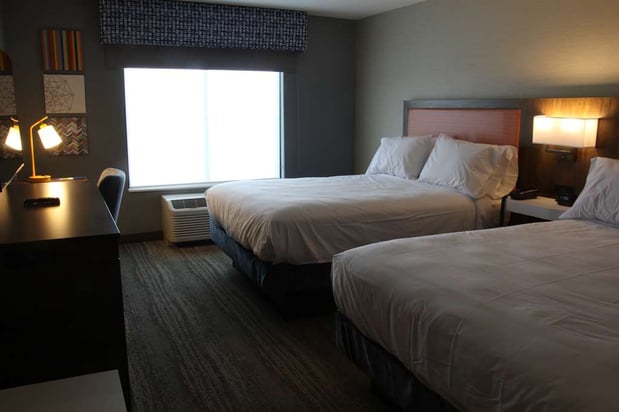 Images Hampton Inn & Suites Olean