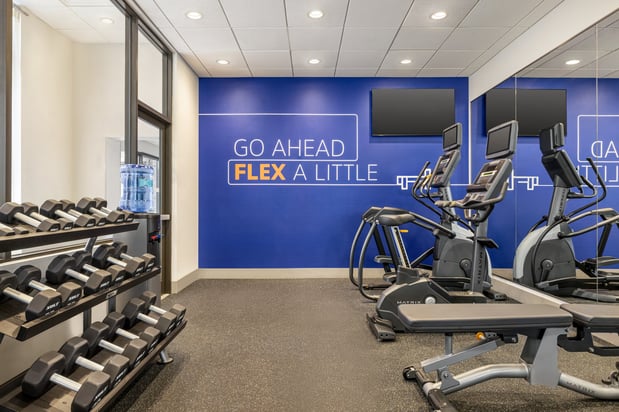 Images Holiday Inn Express & Suites Indianapolis W - Airport Area by IHG