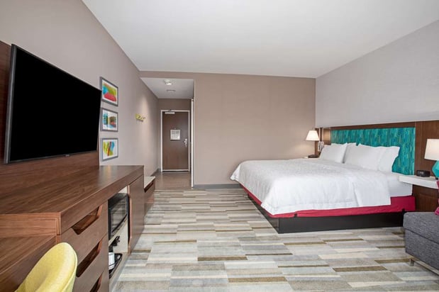 Images Hampton Inn & Suites Watsonville