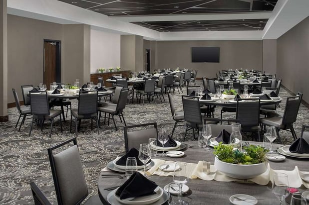 Images Embassy Suites by Hilton Knoxville Downtown
